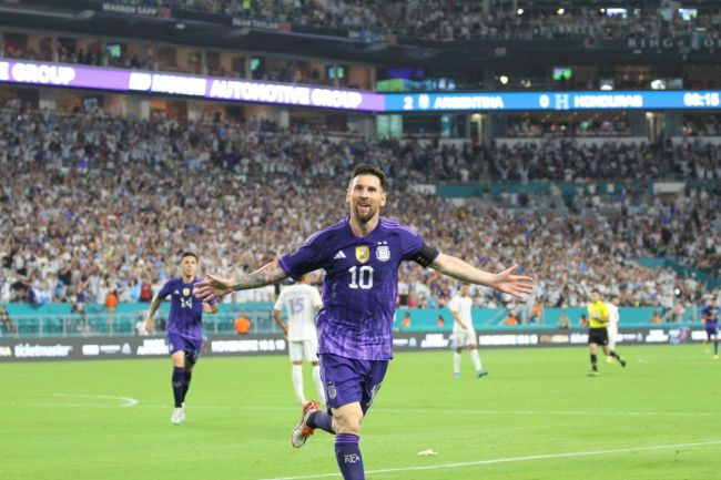 “当你以3-0获胜时，看起来很容易，当我们没有获胜时，人们就会说曼城陷入了危机，踢得不好。